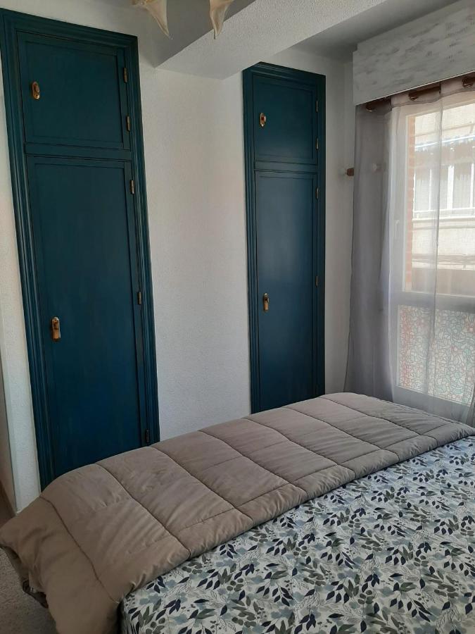 AMAZING SUNNY FLAT WITH BALCONY POOL two MINS FROM THE BEACH Torrevieja Zewnętrze zdjęcie