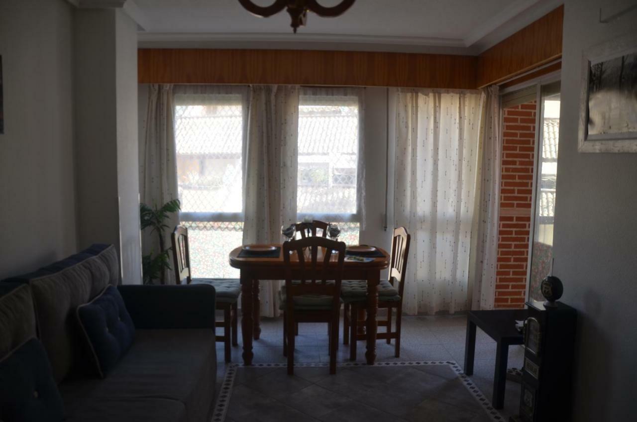 AMAZING SUNNY FLAT WITH BALCONY POOL two MINS FROM THE BEACH Torrevieja Zewnętrze zdjęcie