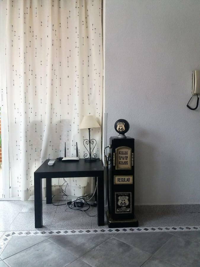 AMAZING SUNNY FLAT WITH BALCONY POOL two MINS FROM THE BEACH Torrevieja Zewnętrze zdjęcie